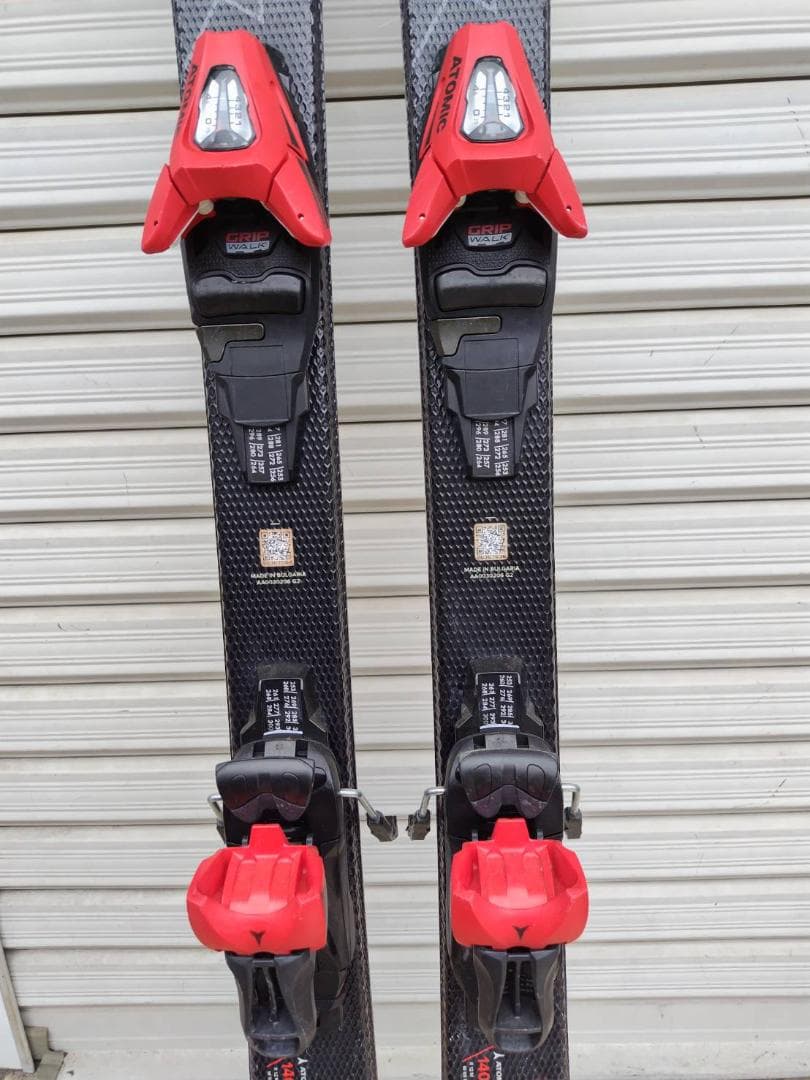 ATOMIC REDSTER JX 140cm スキー板/ビンディング付き！