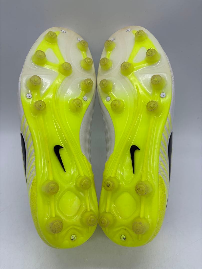 NIKE マジスタ 27.5cm HG-E サッカースパイク