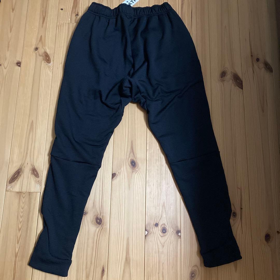 ATHLETA 冬用　上下セット