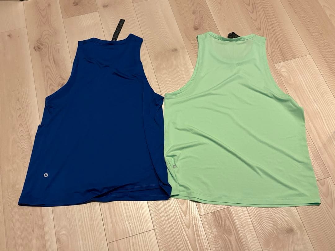 Lululemon ノースリーブ タンクトップ Mサイズ