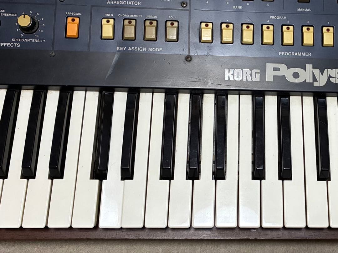 KORG Polysix ヴィンテージアナログシンセサイザー　ハードケース付き
