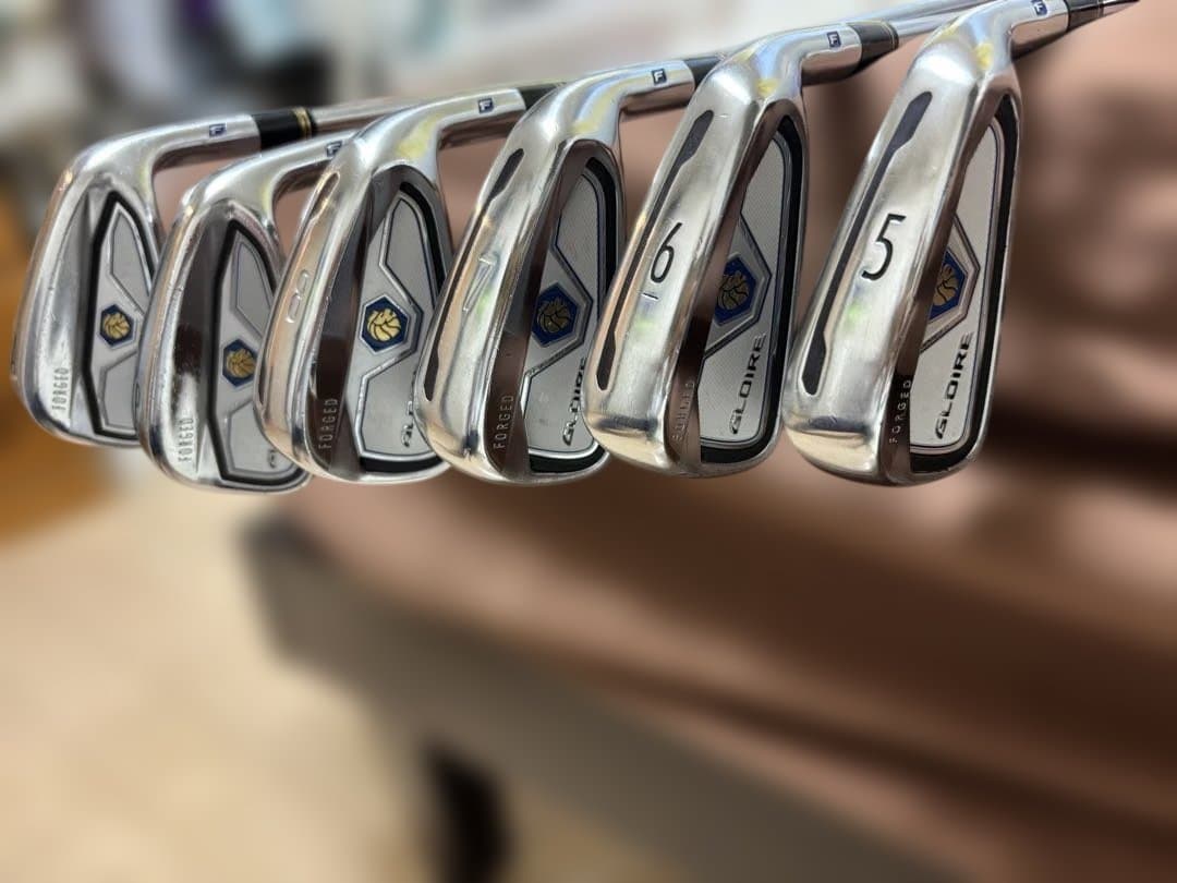 TaylormadeグローレF 6本#5.6.7.8.PW.AWおまけ52°付き