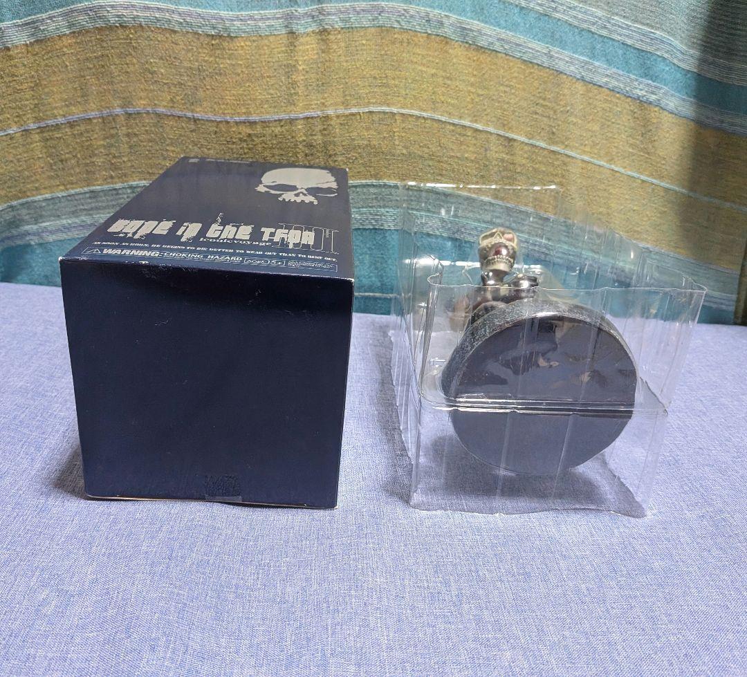 Bone in the TFOAIII iconicvoyageと缶バッチ
