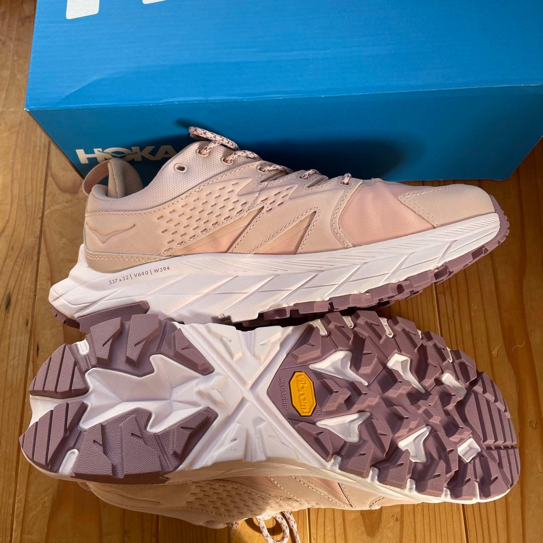HOKA ホカオネオネ26ハイキングシューズ　新品
