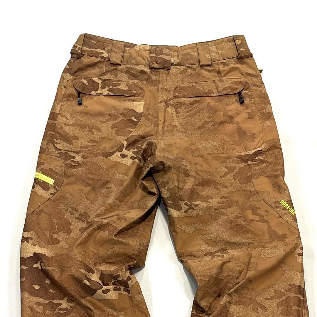 バートンAK スノボパンツ　M カモフラ　AK 2L STAGGER PANT