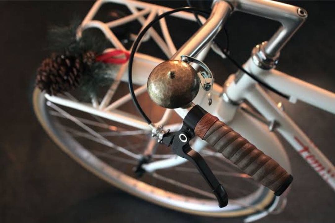 アクセサリー Tomii Cycles Hammered Brass Bell