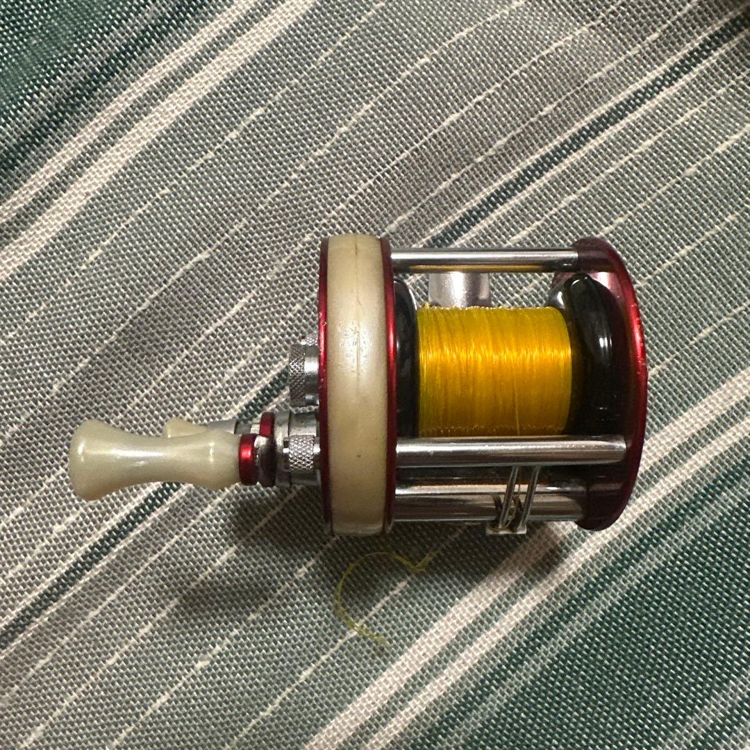 Ambassadeur 1750 A リール