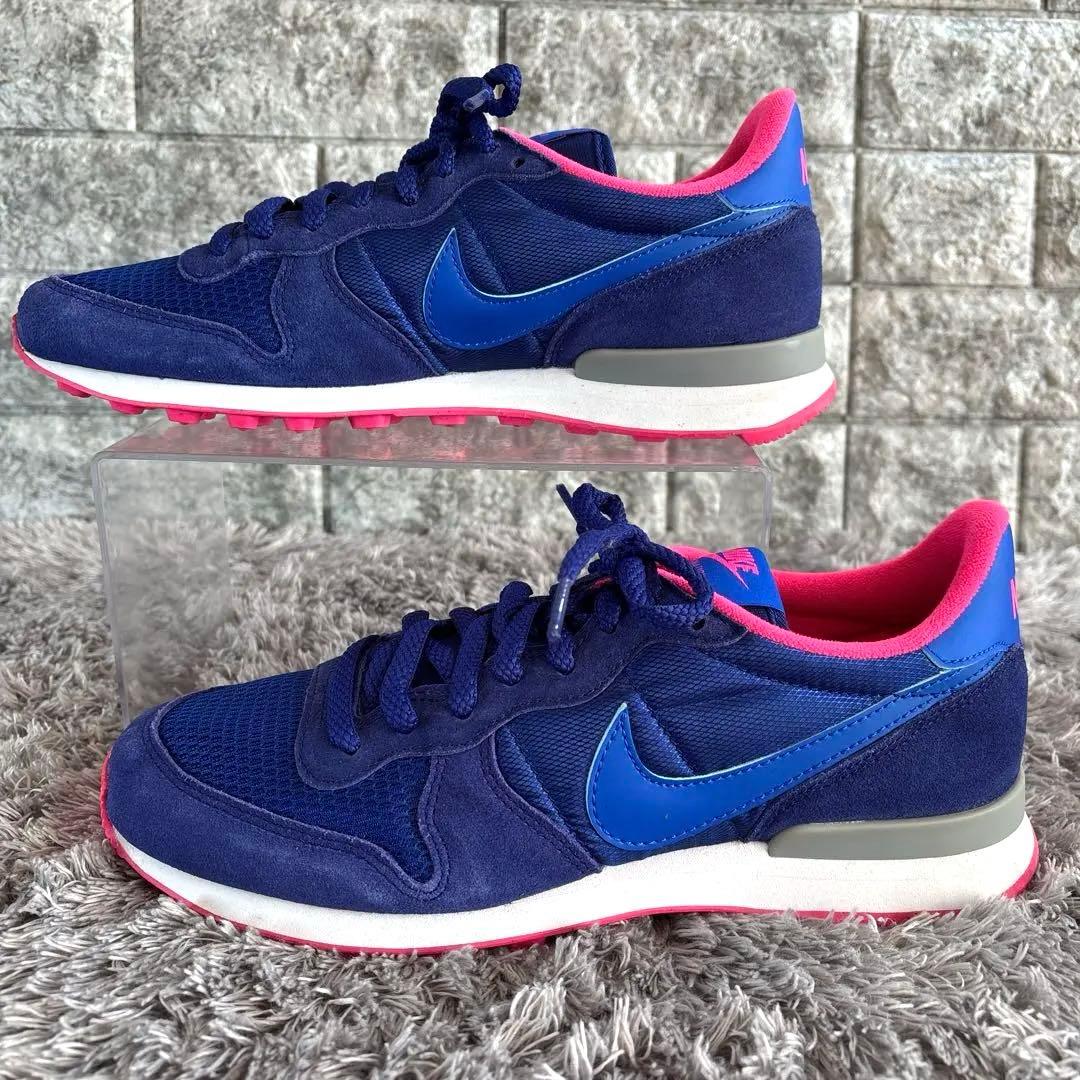 極美品❣️NIKE ナイキ インターナショナリスト　スニーカー レディース