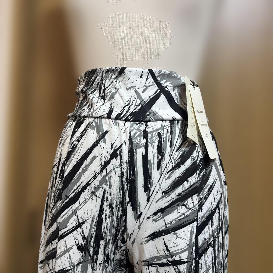 新品　real stone リアルストーン　ヨガ　ピラティス　ジム　タイツ　M
