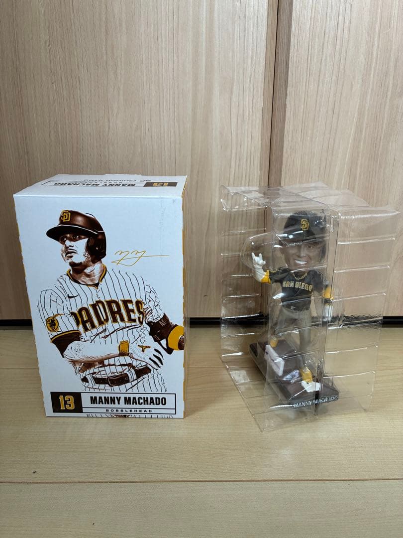 マチャド　ボブルヘッド　パドレス　Machado MLB