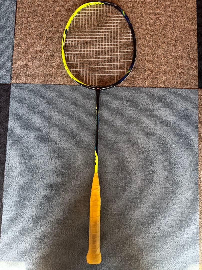 YONEX ASTROX 77 PRO（アストロクス77プロ）