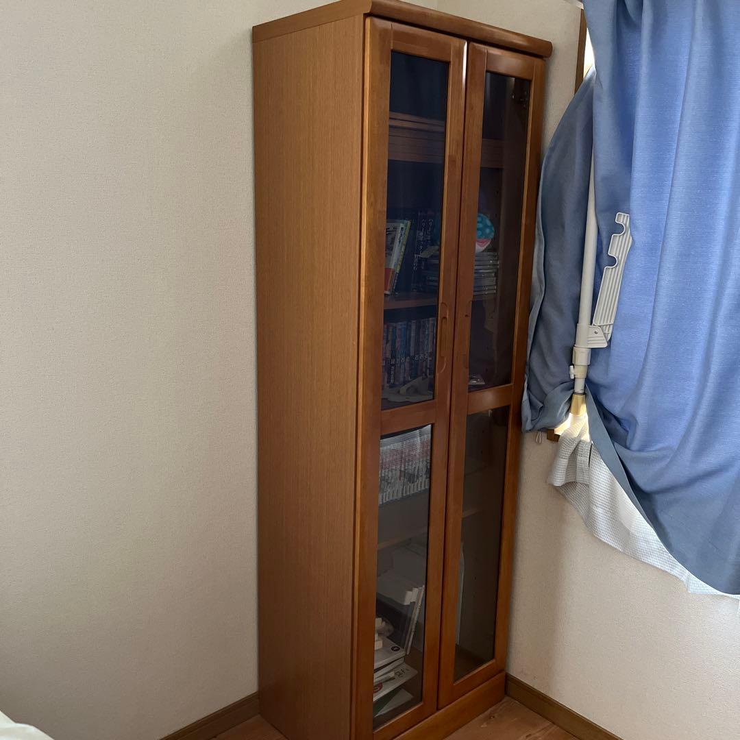 木製本棚ガラス扉