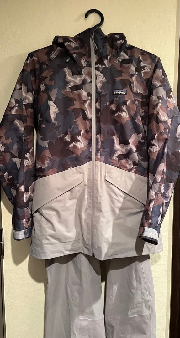 Patagonia レディーススキーウェア 上下セット