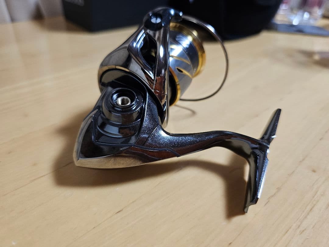 シマノ STELLA C2000S 未使用品