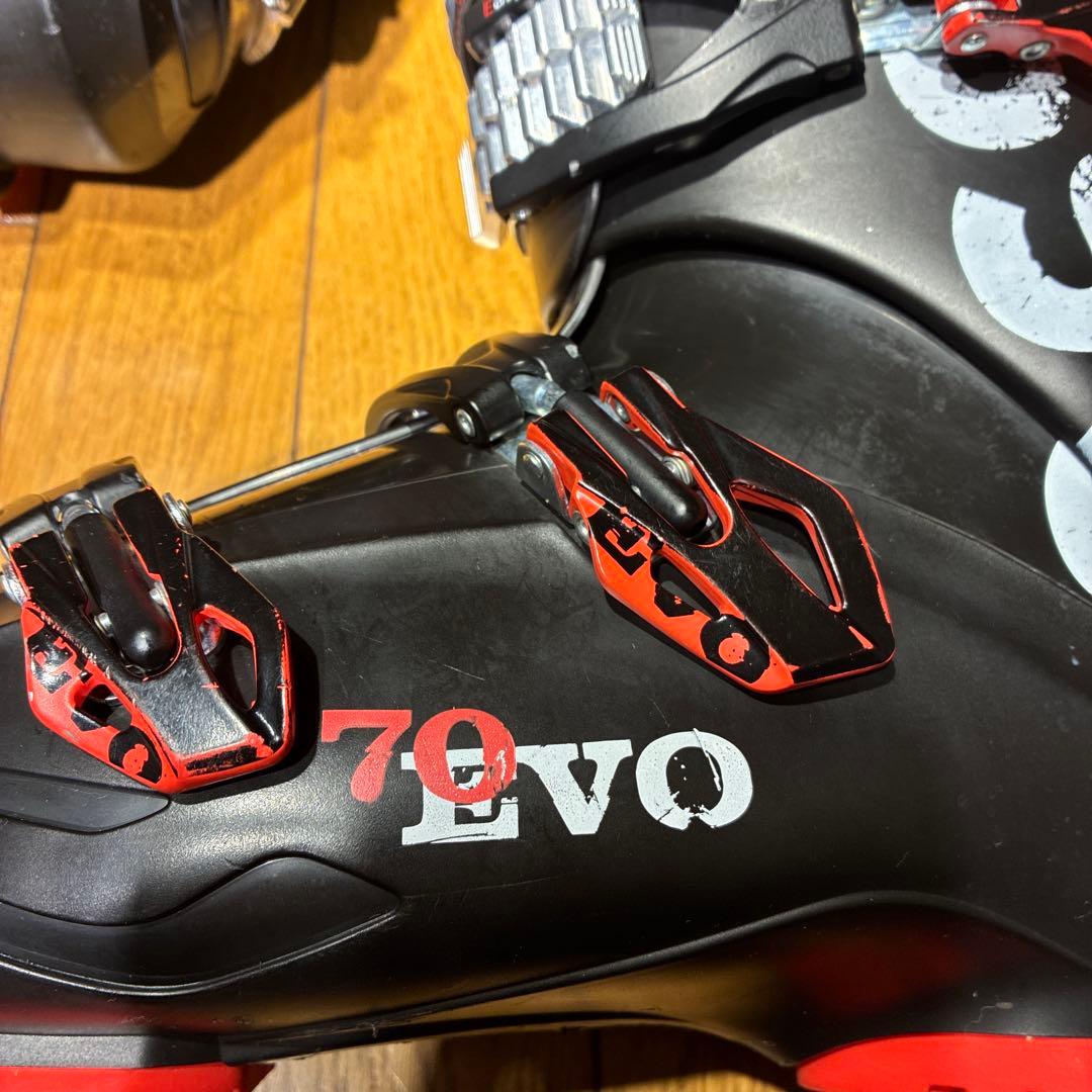 【値下げ】rossignol EVO70 27.0-27.5cm 初中級向け