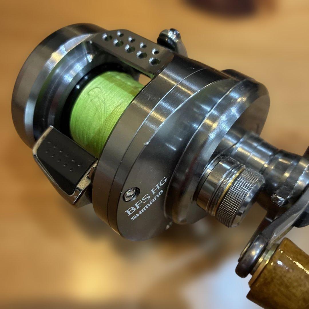 リール SHIMANO CALCUTTA CONQUEST BFS HG