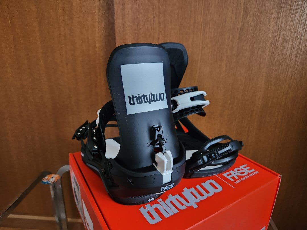 thirtytwo T32M FASE ブラック Mサイズ 美品