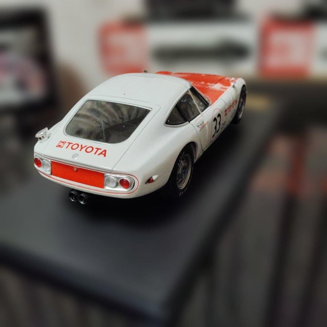 トヨタ2000GT1968年sccAスポーツカーレース出場車1/18