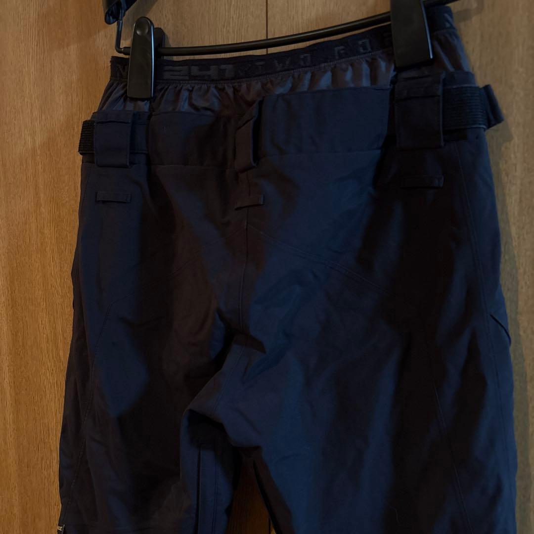 MB3801 GORE-TEX ブラックスノーボードパンツ