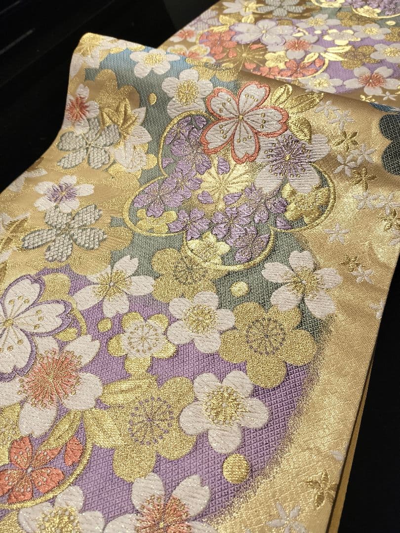 A952★逸品‼️豪華刺繍‼️ひな祭り‼️テーブルランナー2m13cm
