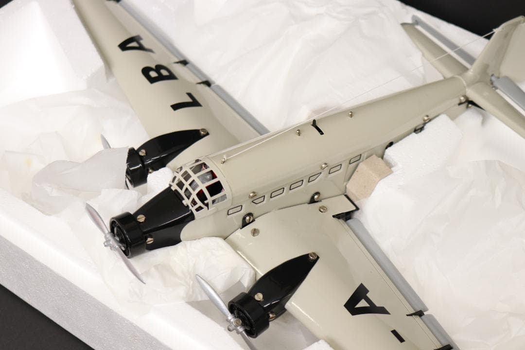 Mrklin 「ll（メタルシリーズ）」飛行機モデル