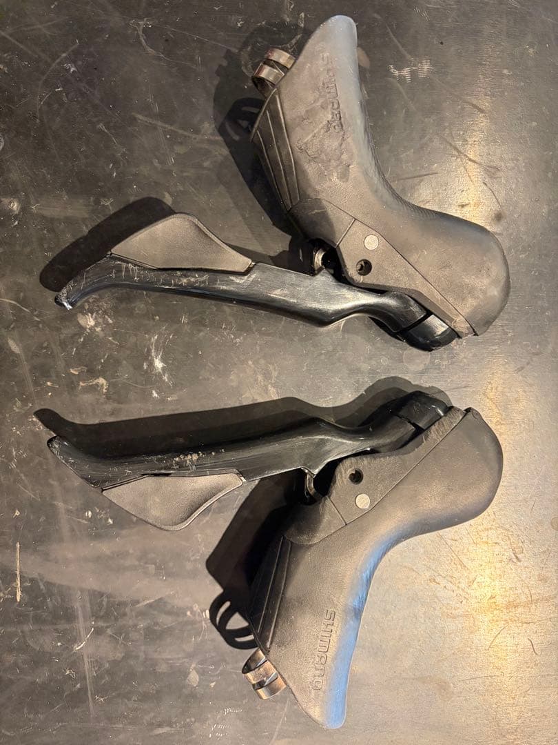 Shimano 105 R7020 油圧ブレーキstiセット