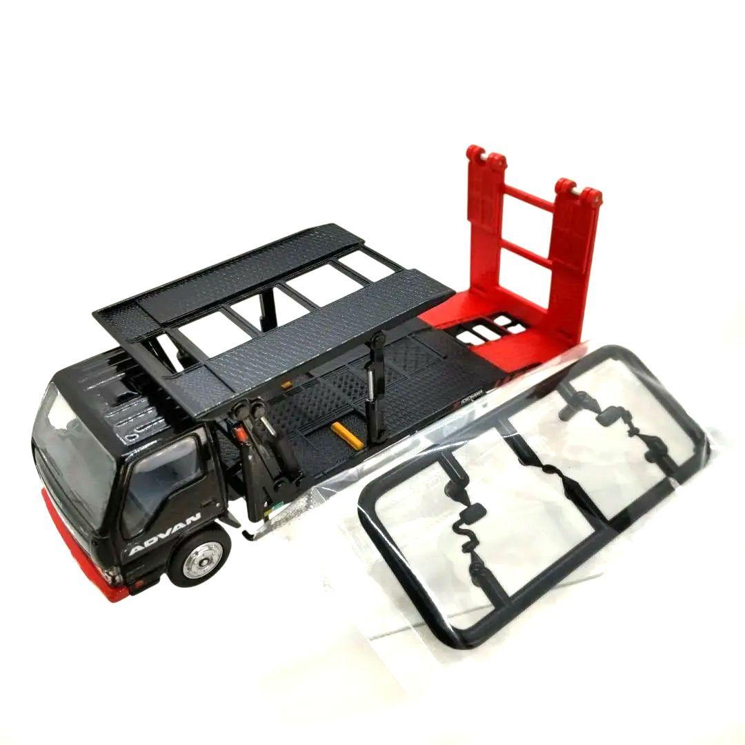 トミーテック1/64いすゞ エルフ 花見台自動車 セフテーローダ \"ADVAN\"