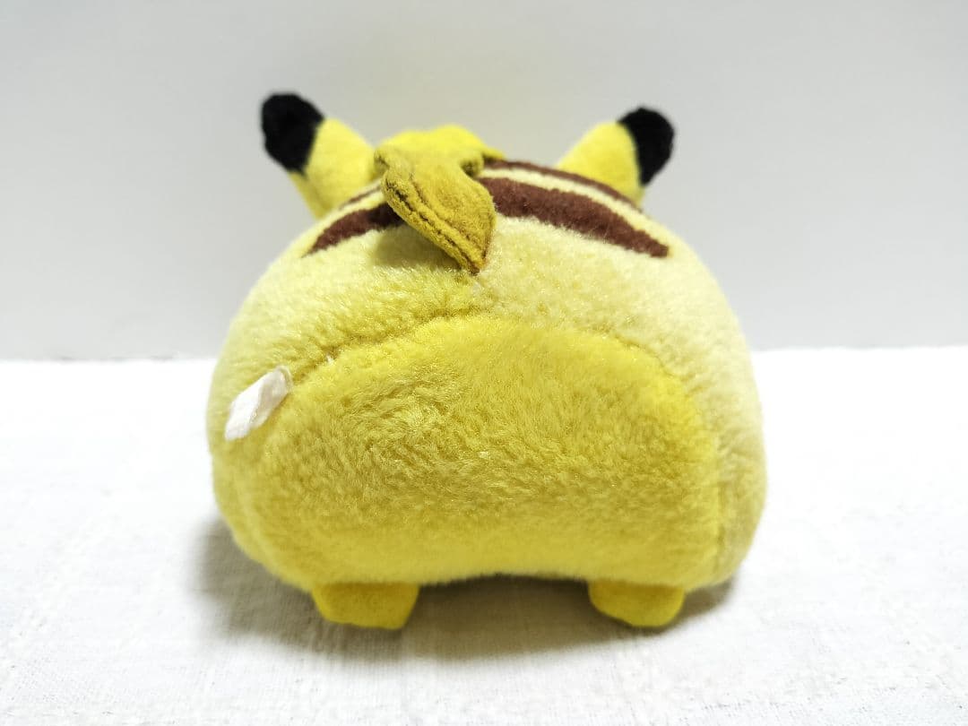 ピカチュウTOMY 初期　初代にっこり　バンザイ　ポケモン
