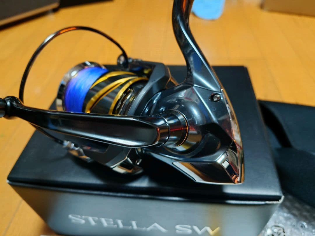 25ステラSW　8000HG 美品
