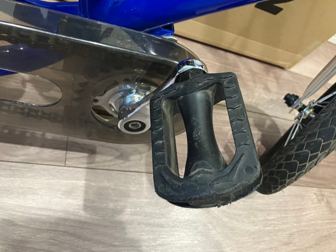 東京都練馬区からの出品　お引き取り限定　へんしんバイク2 12インチ 青 ブルー