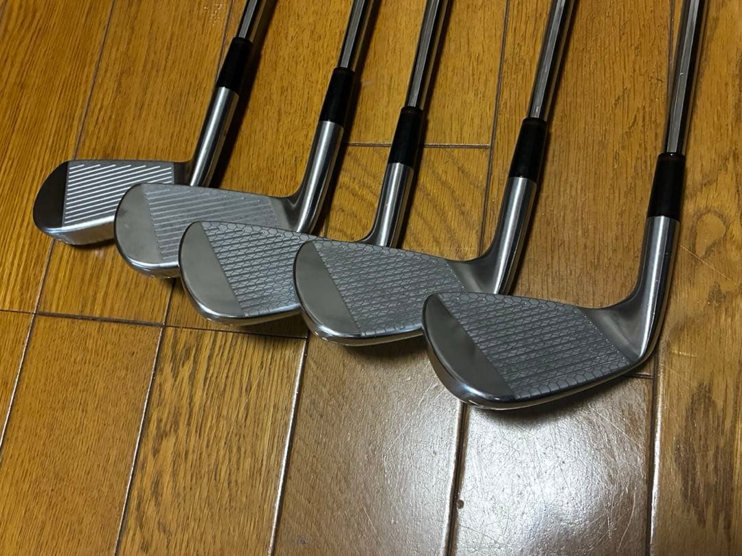 ONOFF KURO (2022) アイアン 6-PW モーダス125(S)