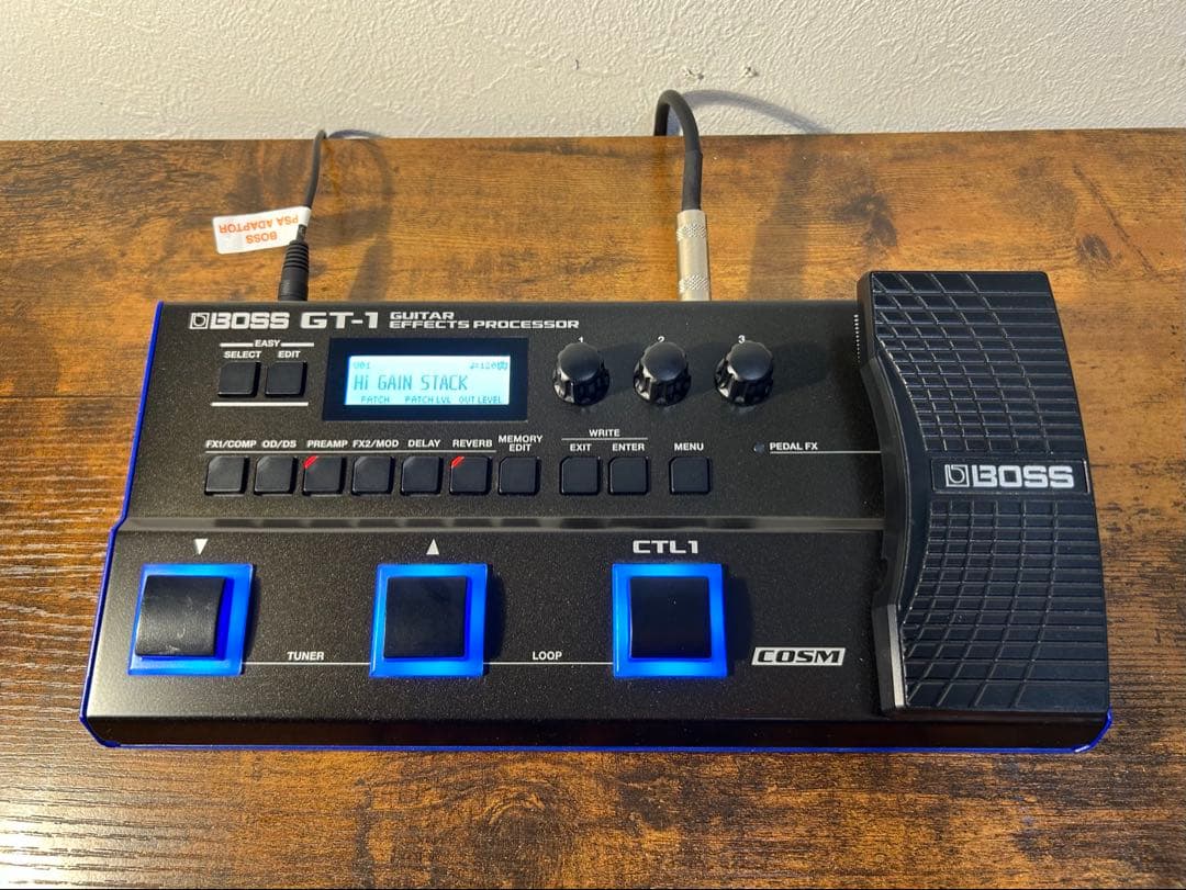 【完動品・美品】BOSS GT-1 マルチエフェクター