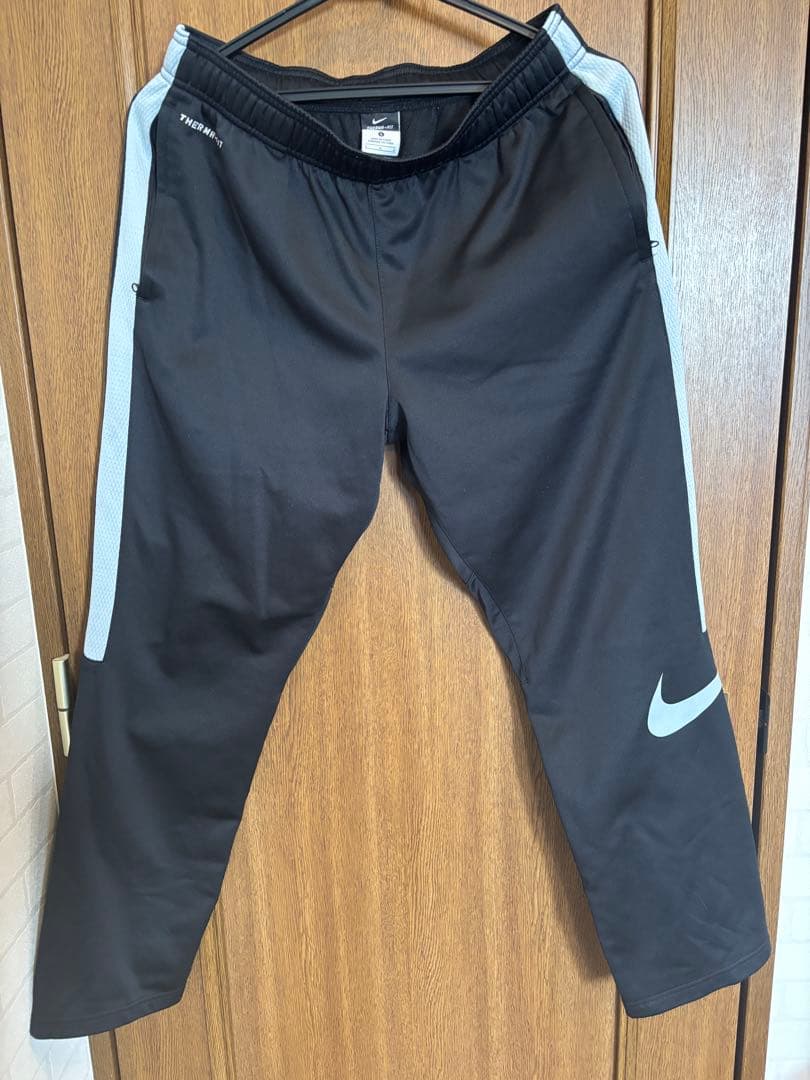 Nike ジャージ上下セット グレー/黒　サッカー　セットアップ