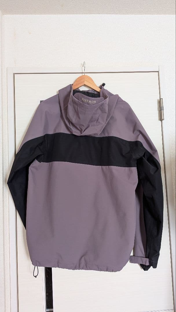 NOMADIK　Lサイズ　美品　２２-２３モデル　格安