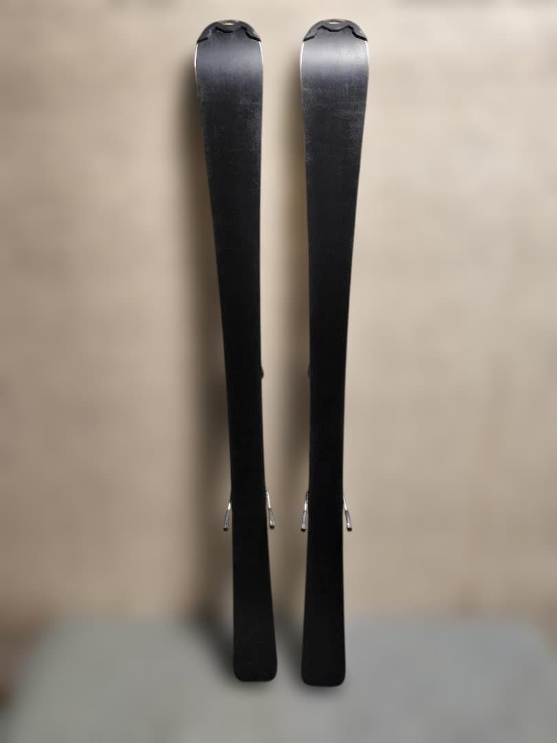 【人気モデル】HEAD ジュニア スキーセット 127cm ポール付き