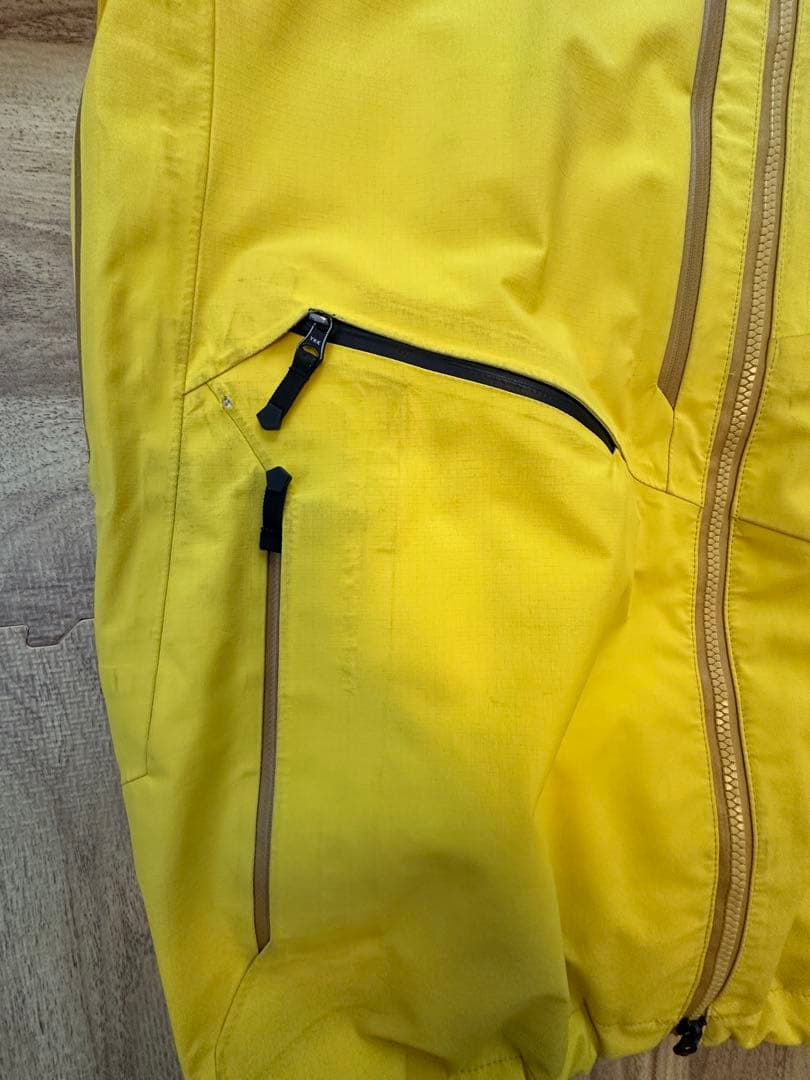 241 スノーボード　ウエア　ジャケット　GORE-TEX ゴア　スノーウェア