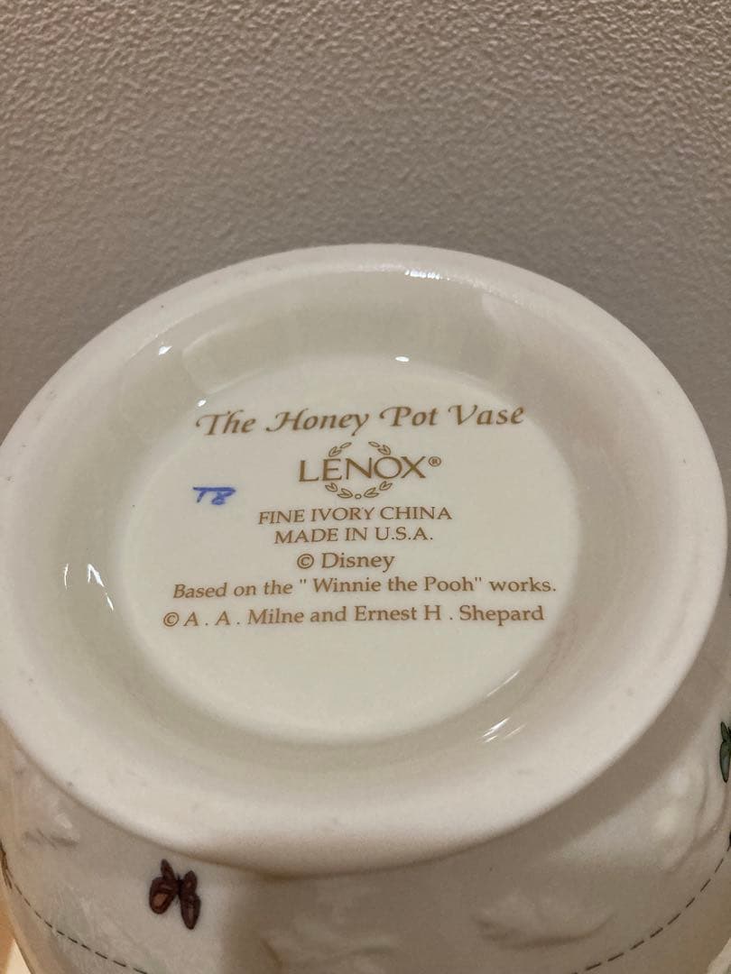 ☆さらにお値下げ☆ LENOX Disney クラッシックプー　ベース（花瓶）