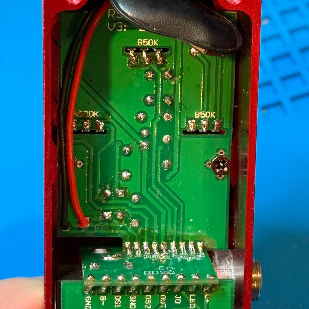 ギター One Control Strawberry Red Overdrive
