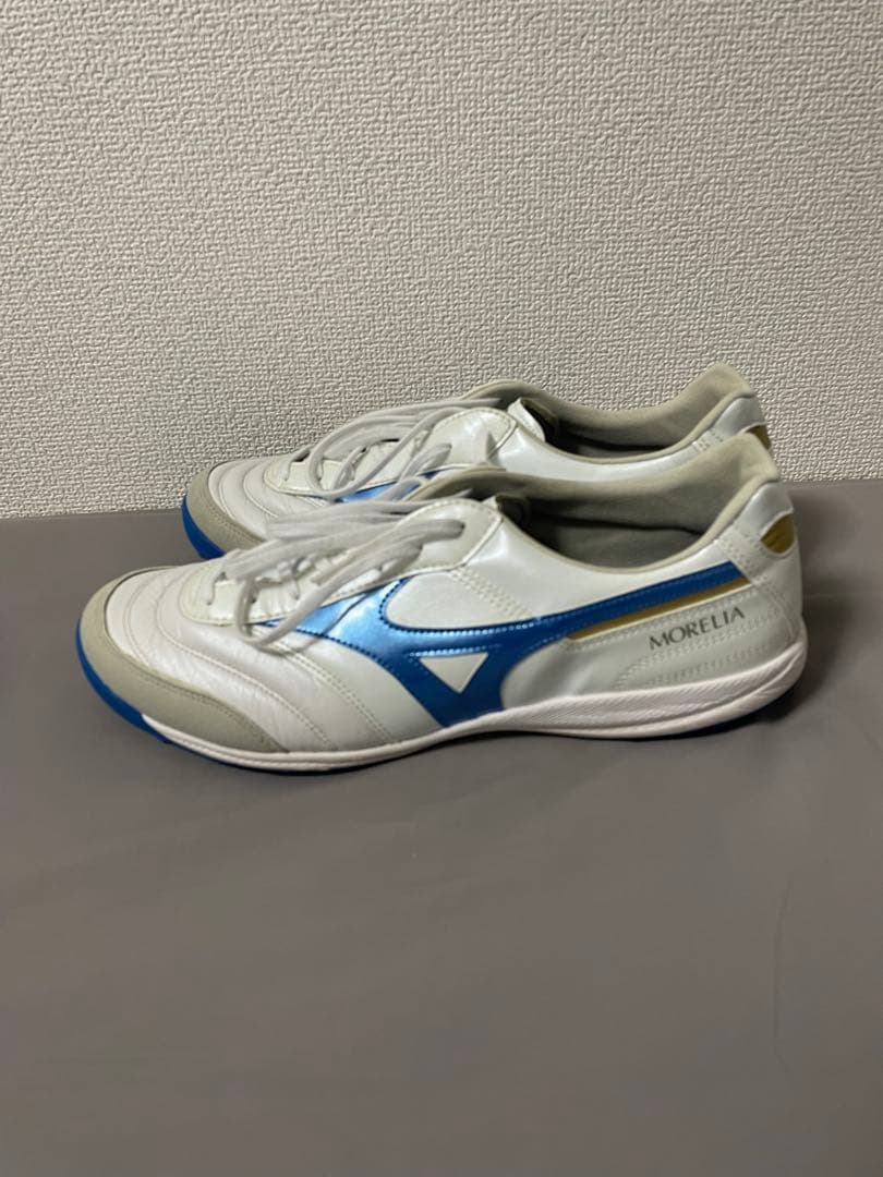 モレリアSALAELITETF スーパーホワイトパール×レーザーブルー 28cm