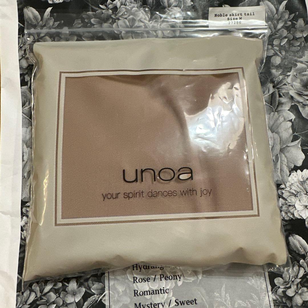 unoa スカート　新品
