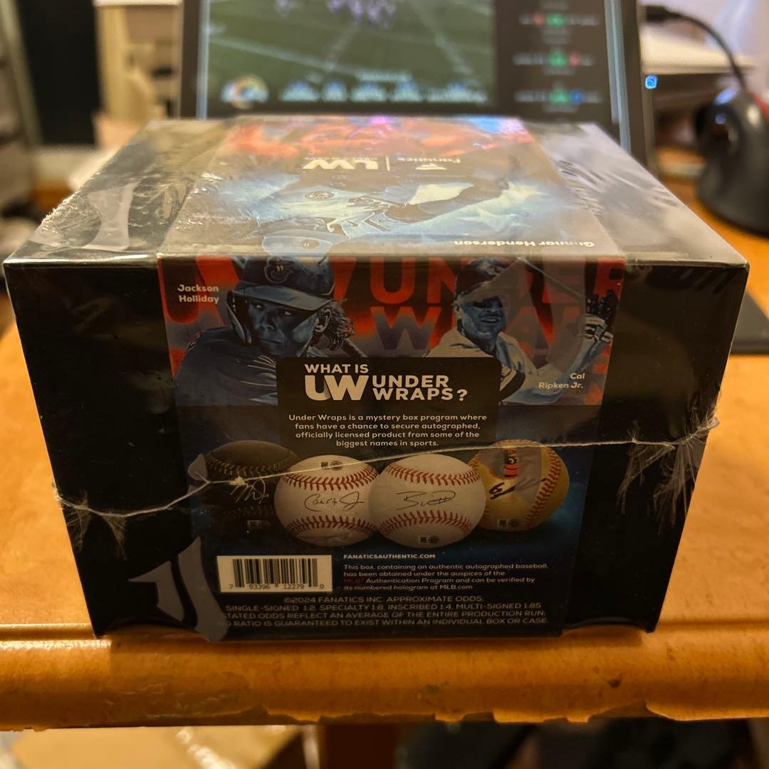 2024 UW Under Wraps 直筆サインボールセット未開封！