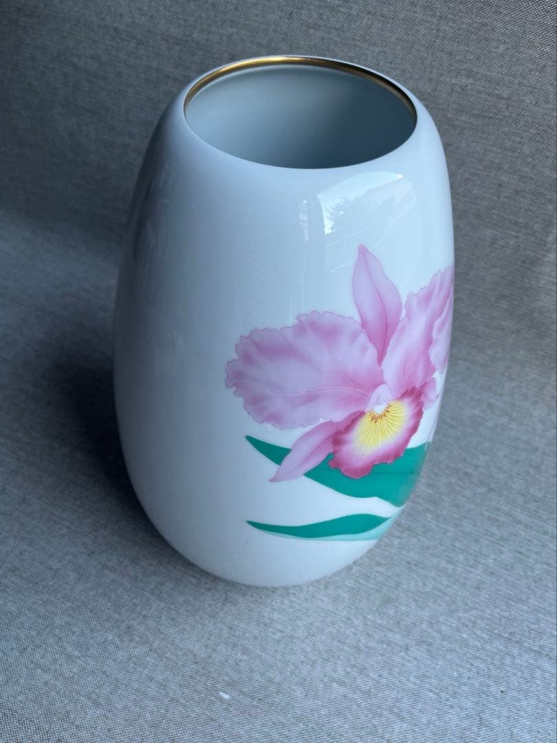 香蘭社　カトレア　花瓶