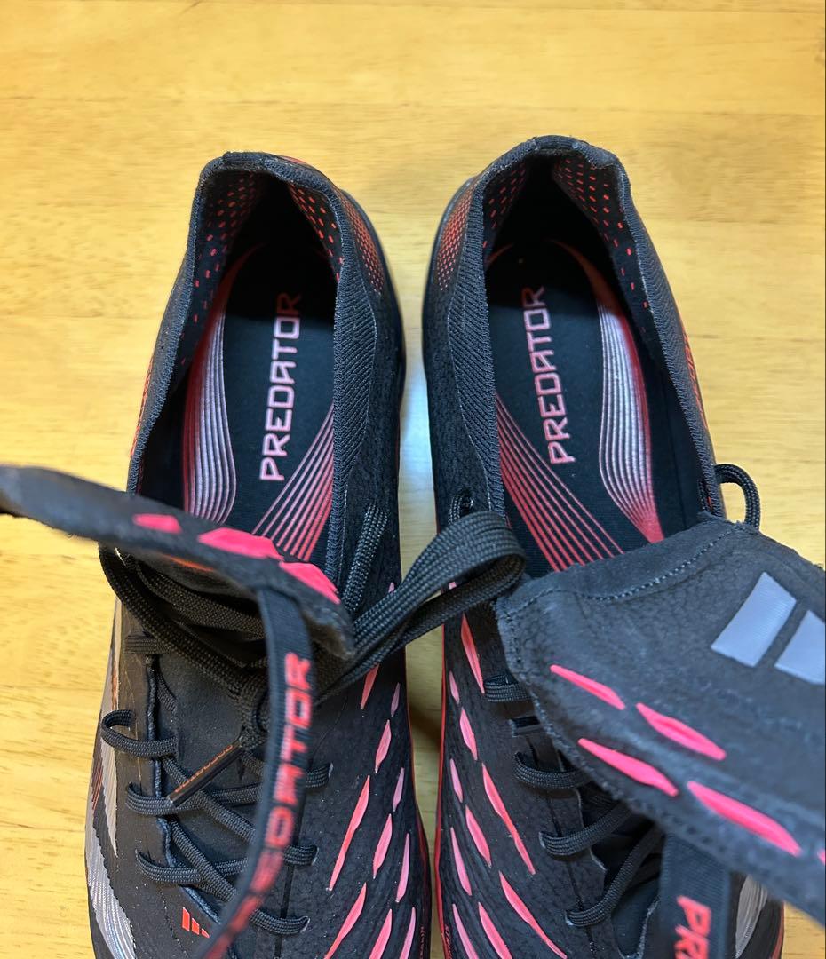 アディダス サッカースパイク プレデター　エリート　FT FG 27cm