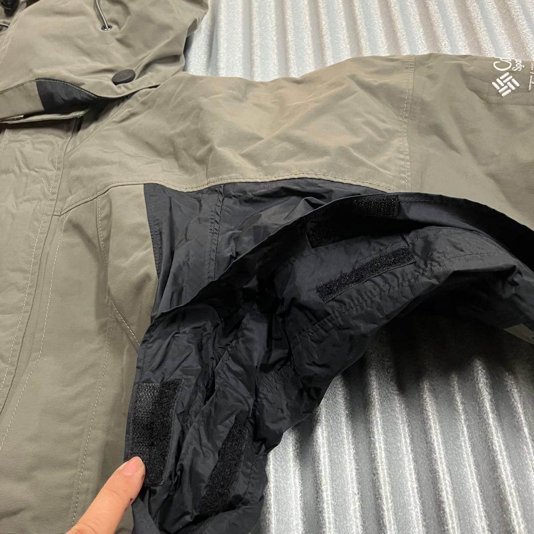 未使用　コロンビア　スノボウェア　ジャケット　メンズ　アウター S 上下セット