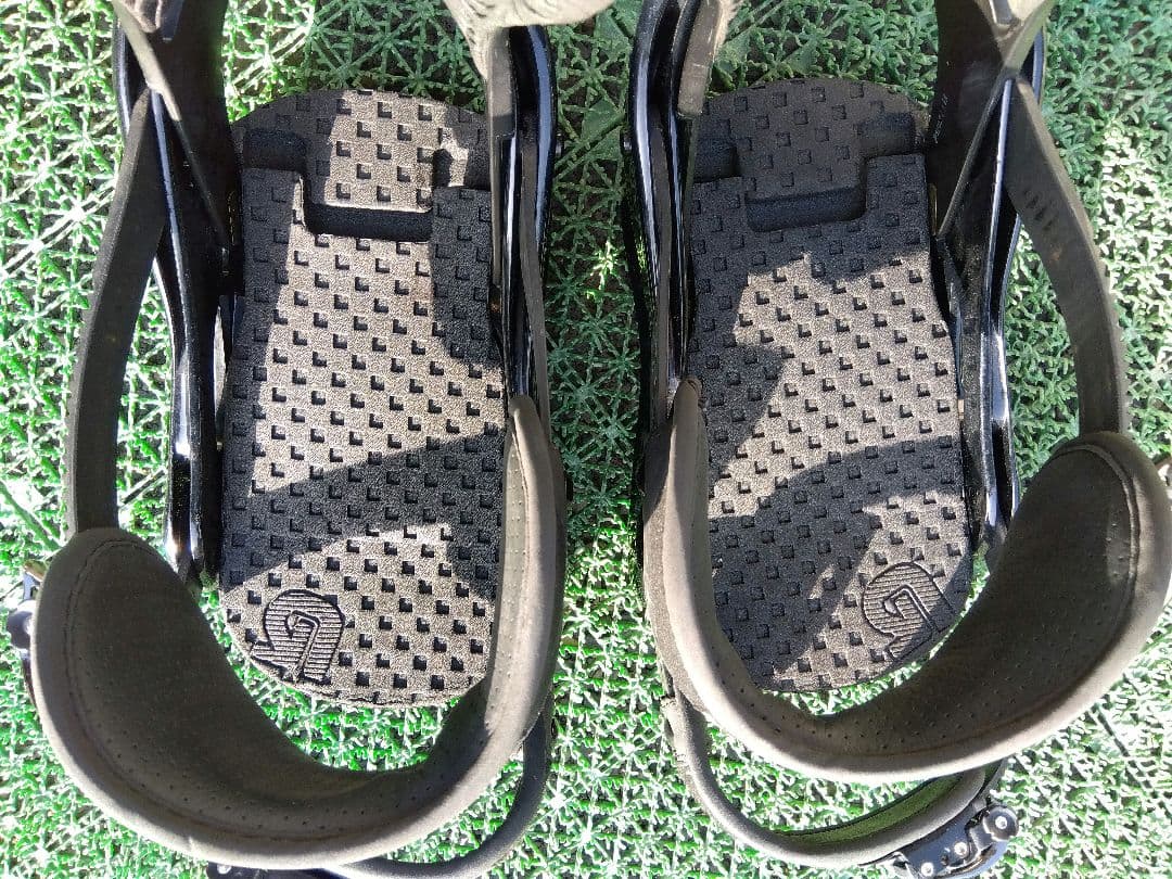 BURTON 美品 レディース Мサイズ/SALOMON FLUX UNION