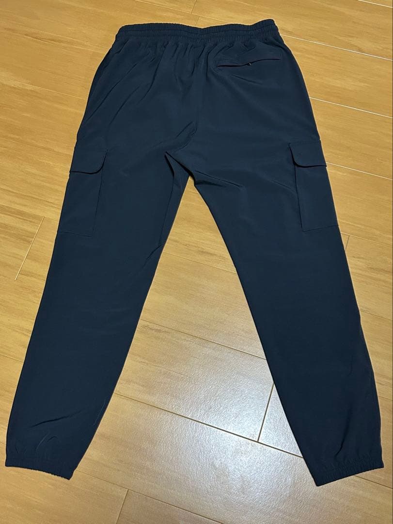 Under Armour ブラック Ｌ　セットアップ