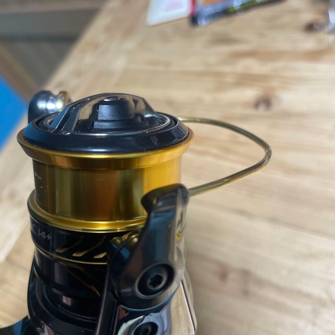 SHIMANO Soare CI4+ c2000SSPG ダブルハンドル付き