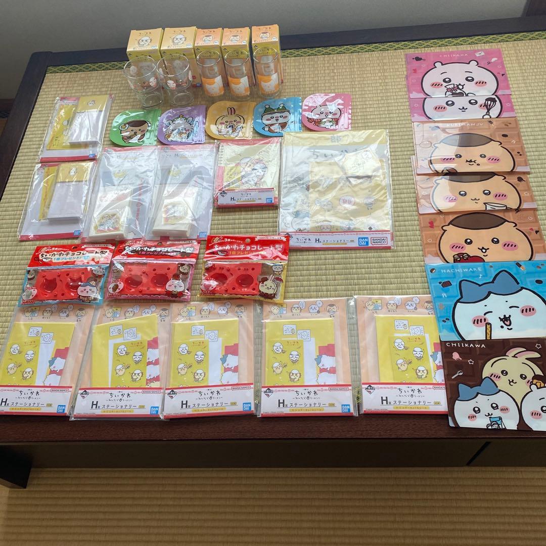 ちいかわ　一番くじ、コラボグッズ他　大量合計59点セット　（写真1、写真2）
