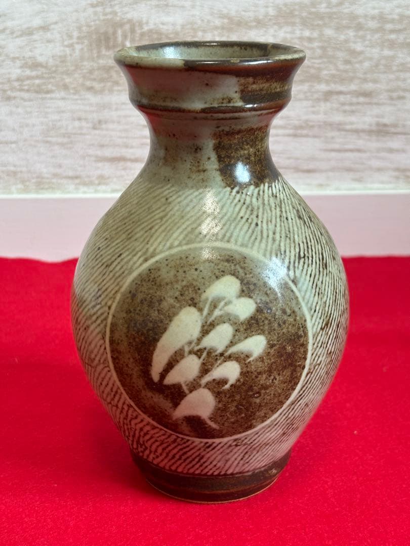 人間国宝 島岡達三 地釉象嵌草花文壺 象嵌 三島手 師:浜田庄司 華道 花入