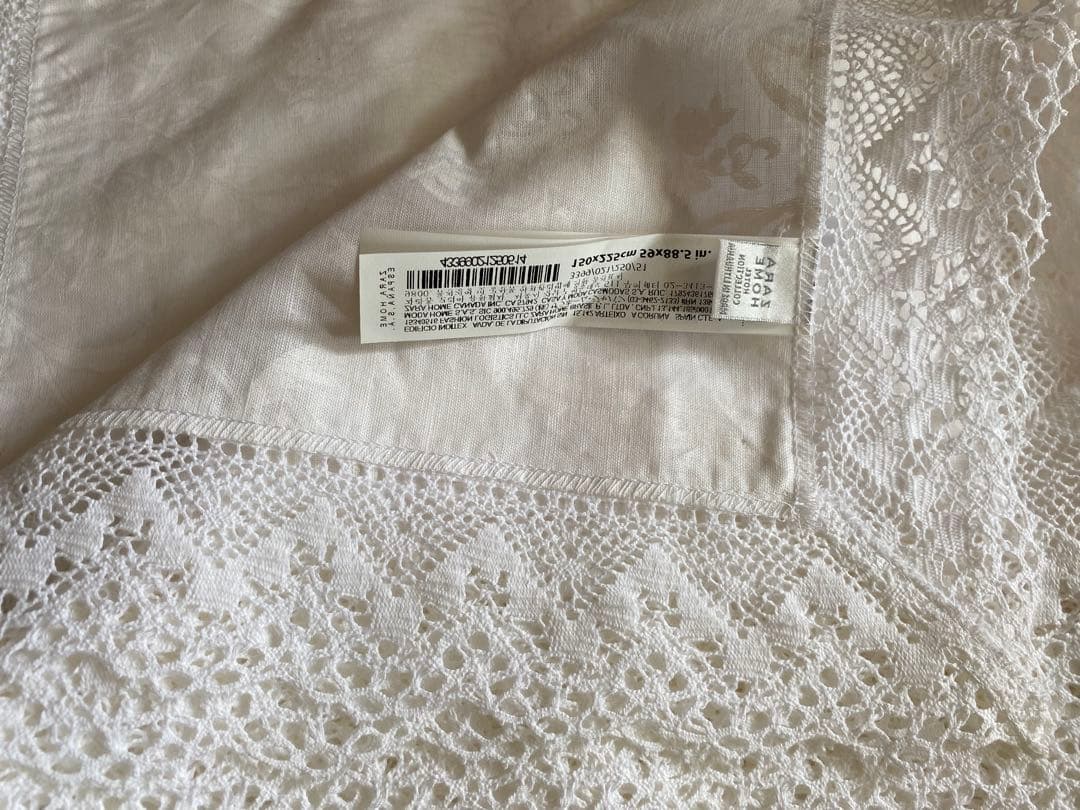 【未使用品】ZARA  ザラホーム テーブルクロス 150x225 cm